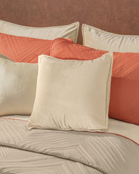 Intima Tierra Comforter Set
